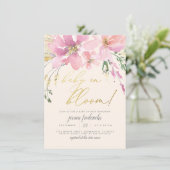 Cream Blush Gold Baby in Bloom Floral Baby Shower 招待状 (スタンド正面)