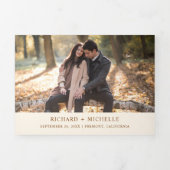 Cream Bronze World Map All in One Wedding 三つ折り招待状 (カバー)