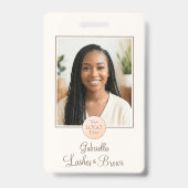 Cream Mocha Script Logo Photo Lashes and Brows バッジ (正面)