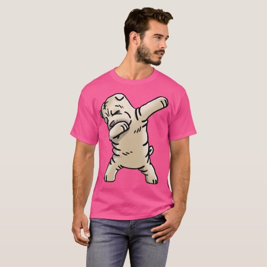 Cream Shar Pei Dabbing Funny Dog Dab Dance Tシャツ (正面フル)