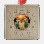 Create your own nordic family photo christmas メタルオーナメント (正面)