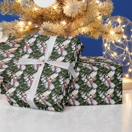 Create Your Own Red & Gold Hygge Gnomes & Village ラッピングペーパー (クリスマス)