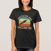 Created and vaccinated fun pro vaccination tシャツ (正面)