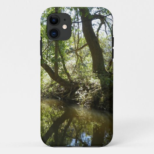 Creek Case-Mate iPhoneケースに反射する木 iPhoneケース (裏面)