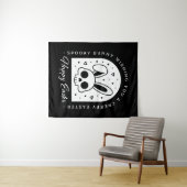 Creepy Happy Easter bunny skull gothic aesthetic タペストリー (インサイチュ(横))