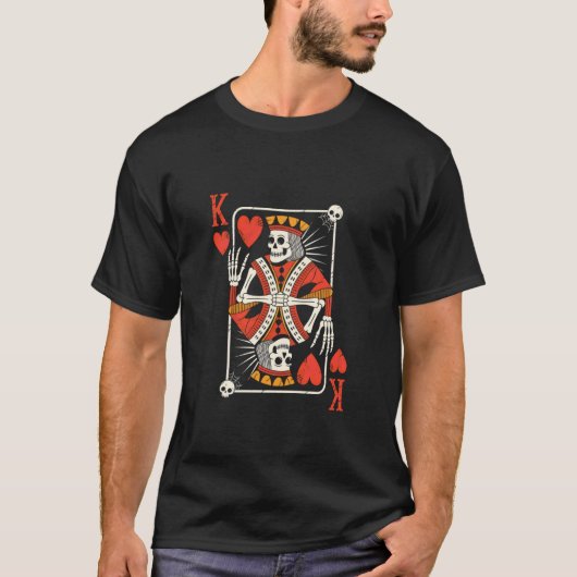 Creepy Skeleton King of Hearts Halloween Playing C Tシャツ (正面)