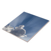 CrepuscularまたはGod's rays streak過去雲。 タイル (側面)