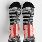 Crew Socks – Red Pulse Abstract Design ソックス (上部)