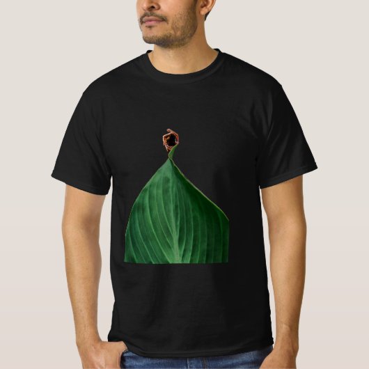 Criativo Verde Texturizado Arte Surrealista Tシャツ (正面)