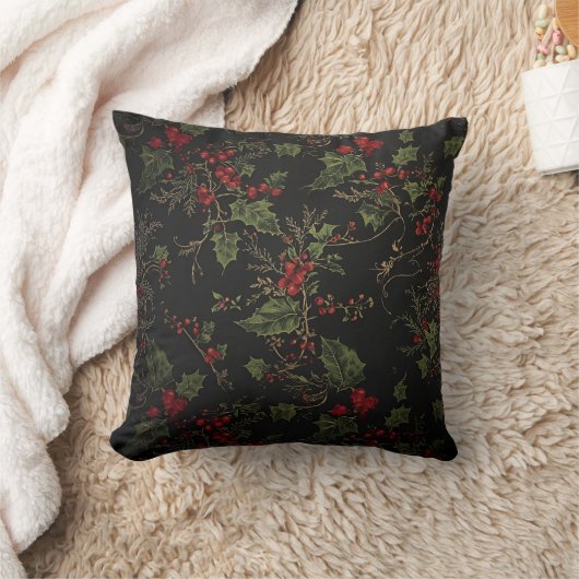 Crimson Berries Holiday Throw Pillow. クッション (ブランケット)