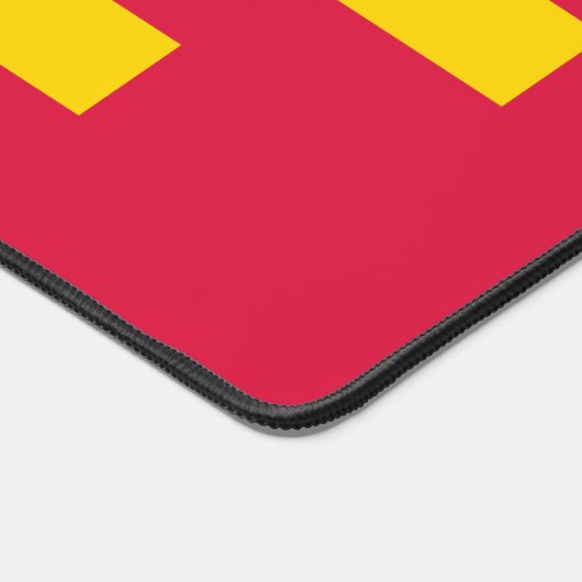 Crimson & Gold Emblem Circle Desk Mat – Customize デスクマット (コーナー)