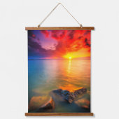 Crimson Horizon Over Gentle Waters 吊り下げ型タペストリー (正面)