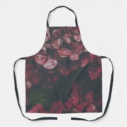 Crimson Petal Shadow Apron エプロン (正面)
