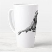 Crisp Air, Steady Gaze カフェラテマグ (左アングル)