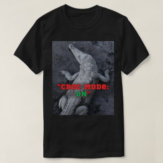 Crocモード：オン – & Wildはっきりしたデザイン Tシャツ