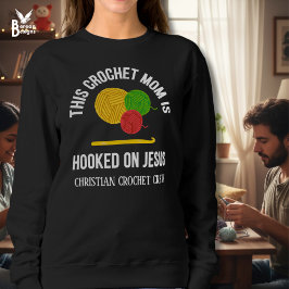 CROCHET MOM HOOKED ON JESUS かぎ針編みクルー スウェットシャツ