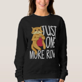 Crocheting Knitting Cat スウェットシャツ (正面)