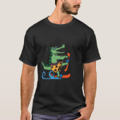 Crocodile Lover Skiing Alligator Reptile Water Ski Tシャツ (正面)