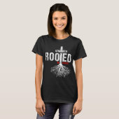 Cross Rooted In Christ Faith Christian Tシャツ (正面フル)