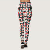 Cross Shaped Checkered Pattern with Red Hearts レギンス (裏面)