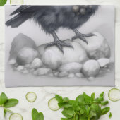 Crows Rock! Niedliche Krähe Rabe auf Steinen  キッチンタオル (折り畳み)