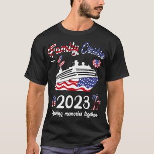 Cruise Family 2023 4th Of July Cruise Ship Tシャツ