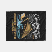 Cruising Into 2026 New Years Eve Party Cruise Fami フリースブランケット (正面(横))