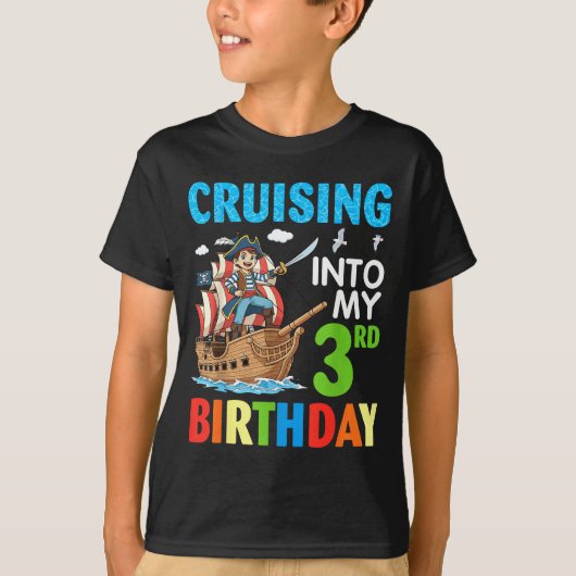 Cruising Into My 3rd Birthday Rate Little Boy 3 Ye Tシャツ (正面)