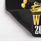 Cruising Into The New Year 2026 New Year Eve Famil マウスパッド (コーナー)