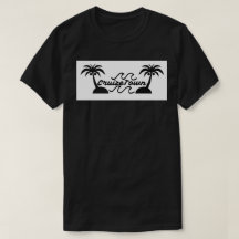 CruizeTownの黒いTシャツ