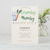 Crunchy Munchy Bunny誕生日パーティーかわいいおもしろいキッド 招待状 (スタンド正面)