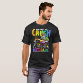 Crush 1st Grade Dinosaur Monster Truck Back to Sch Tシャツ (正面フル)