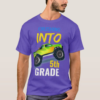 Crushing into 5th Grade Kidx27s Monster Truck Love Tシャツ