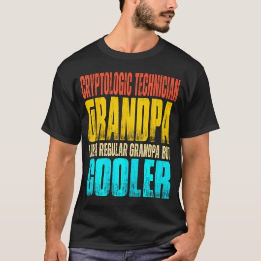 Cryptologic技術者のおじいさんのようにGrandpaが Tシャツ (正面)
