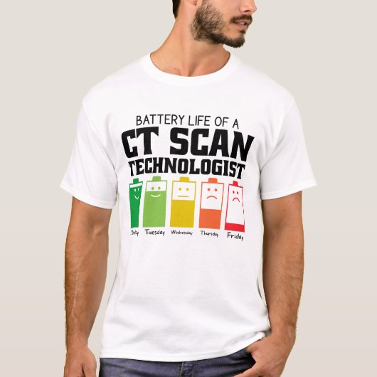 CTスキャン技師のバッテリー残量 Tシャツ (正面)