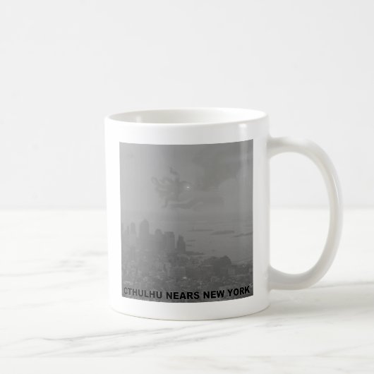 Cthulhuはニューヨークに近づきます コーヒーマグカップ (右)