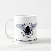 Cthulhuは私の副操縦士のマグです コーヒーマグカップ (左)