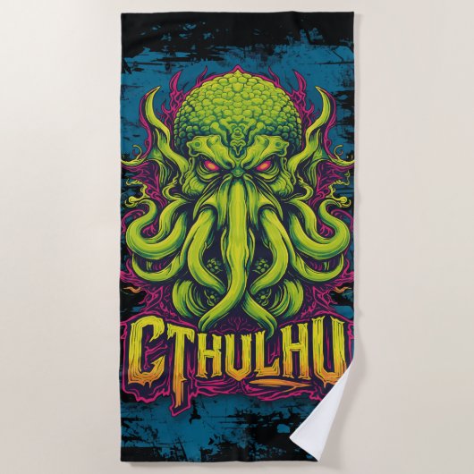 Cthulhu Neon Horror Art – Lovecraft Inspired  ビーチタオル (正面)