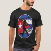 Cuba Flag Baseball Hitter Cuban Baseball Fan Cuban Tシャツ (正面)
