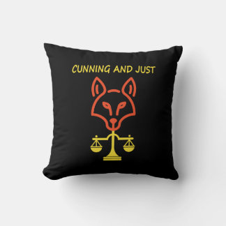 Cunning And Just - Fox Justice Balance Design クッション
