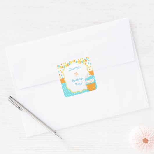 Cupcake and Sprinkles Birthday Party スクエアシール (封筒)