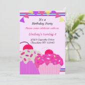 Cupcakesファンシー誕生日パーティーへの招待 招待状 (スタンド正面)