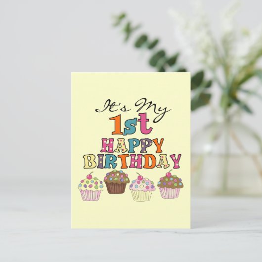 Cupcakes 1stかわいらし誕生日Tシャツとギフト ポストカード (スタンド正面)