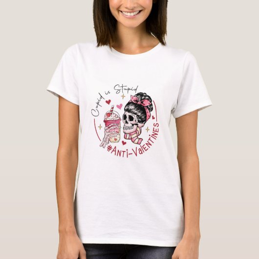Cupid Is Stupid T-Shirt – Anti-Valentine’s Day Fun Tシャツ (正面)