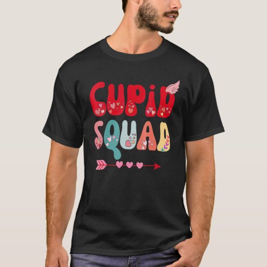 Cupid Squad Hearts Funny Valentine's Day Gifts Wom Tシャツ (正面)