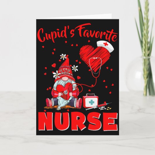 Cupids Favorite Nurse Gnome Valentine Funny Nursin カード (正面)