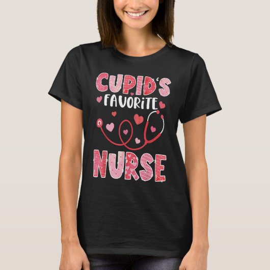 Cupid's Favorite Nurse Valentine's Day Tシャツ (正面)