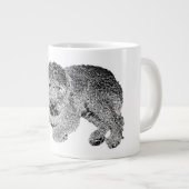Curly Dog Portrait Mug – Lying Pose in Black & Whi ジャンボコーヒーマグカップ (正面右)
