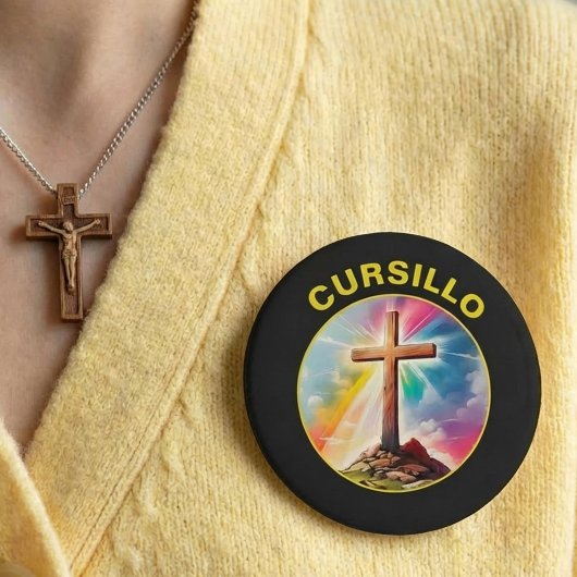 Cursillo Wood Cross With Rainbow and Clouds 缶バッジ