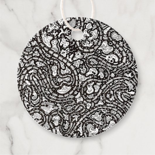 Curvy Twisty Cartoon Weird Faces Design フェイバータグ (正面)